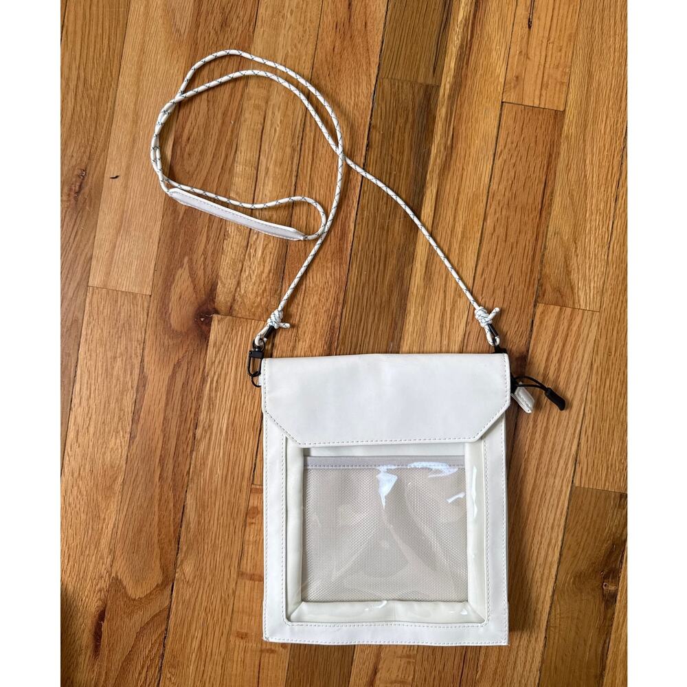 KING JIM Flatty One Mile Multi-purpose Crossbody Bag in White NEW Unisex